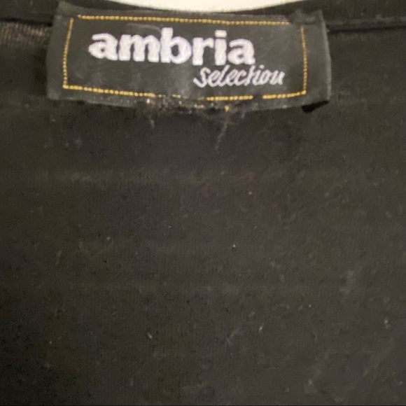 AMBRIA Black Lace Front Boho Top - Picture 4 of 5